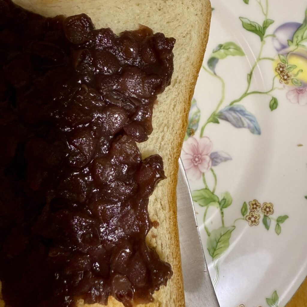 もちふわ食パンを使ってあんバタートーストを作ったときの画像