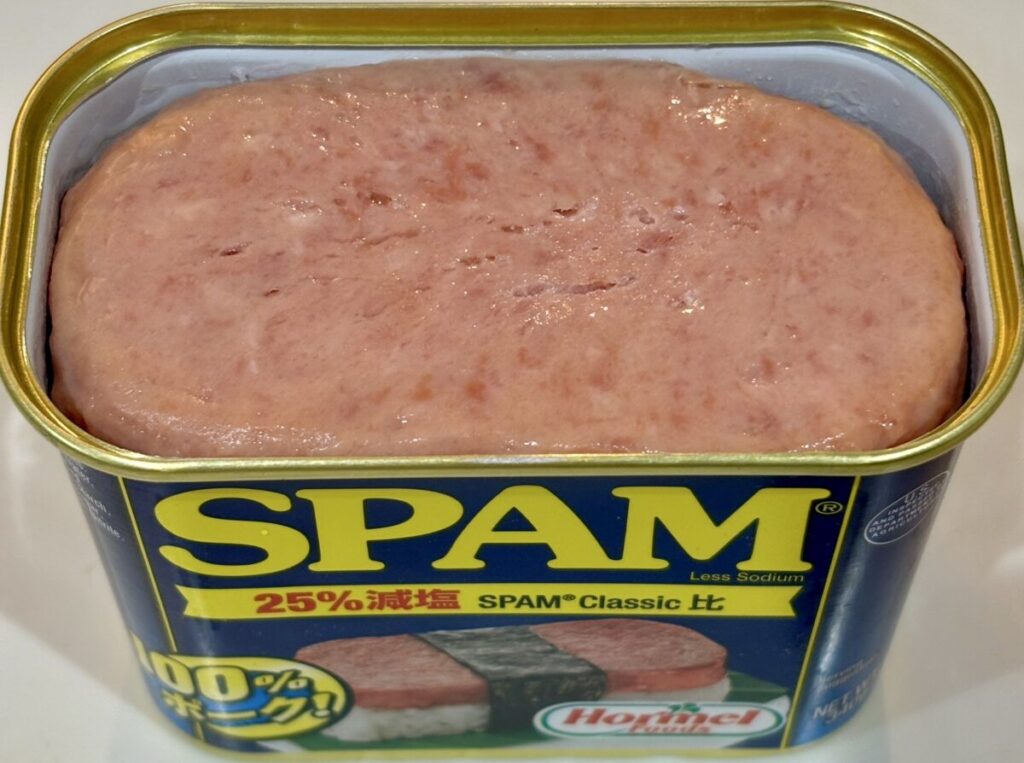 スパムレスソルトを開封したところを撮った画像