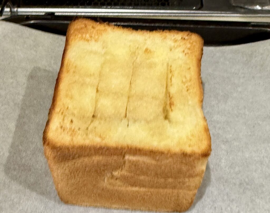 コストコのふわもち食パンでハニーバタートーストを作ったときの画像
