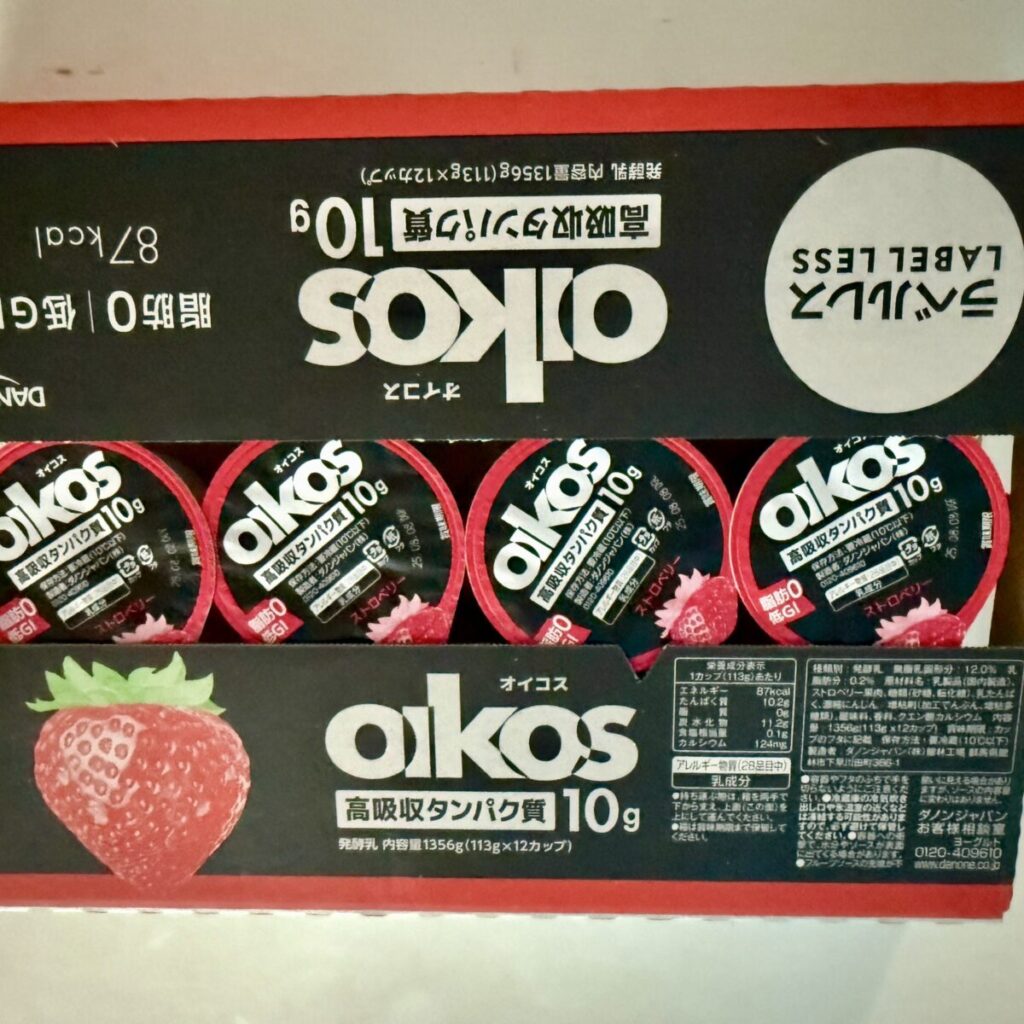 オイコスストロベリーのパッケージ上面から撮った画像