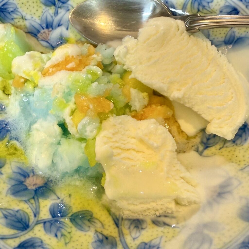 サーティワンアイスと北海道プレミアムアイスを一緒に食べたときの画像