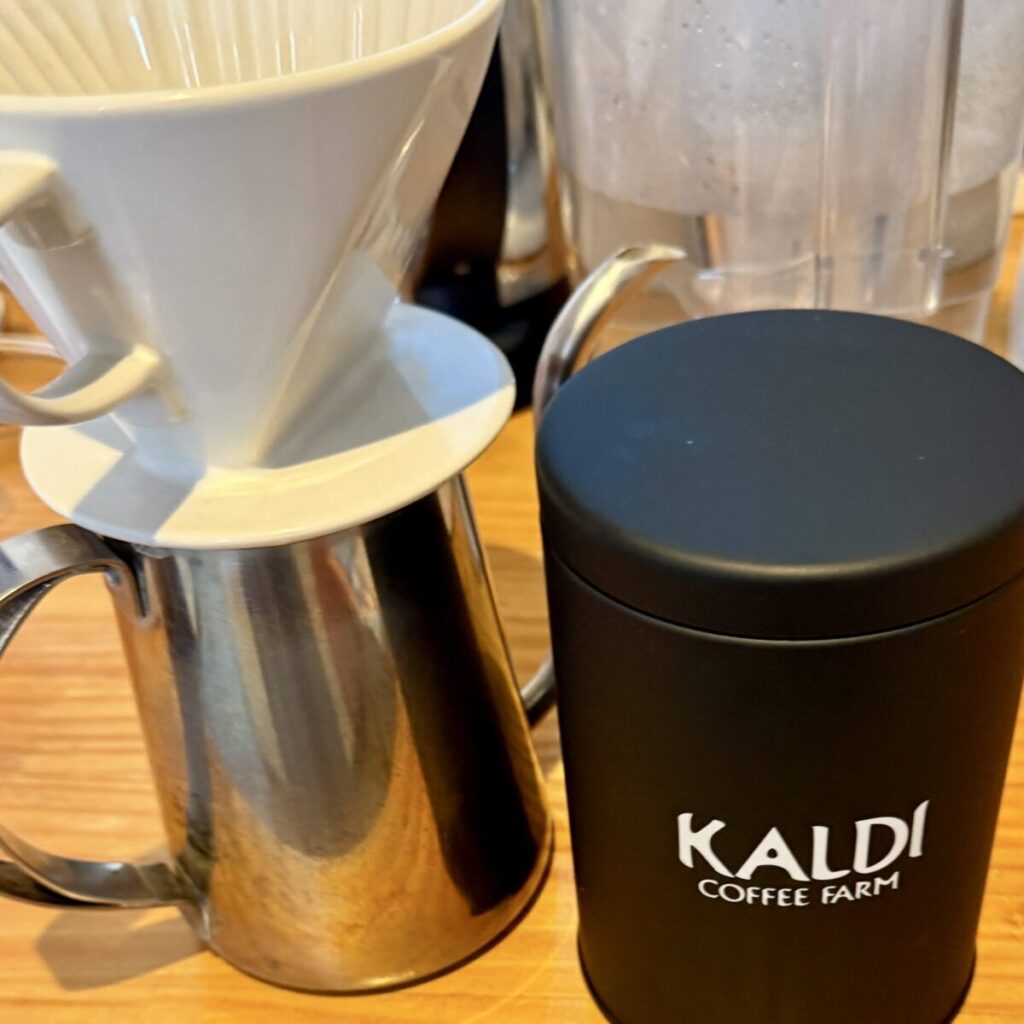 コーヒーを淹れる準備をしているところを撮った画像