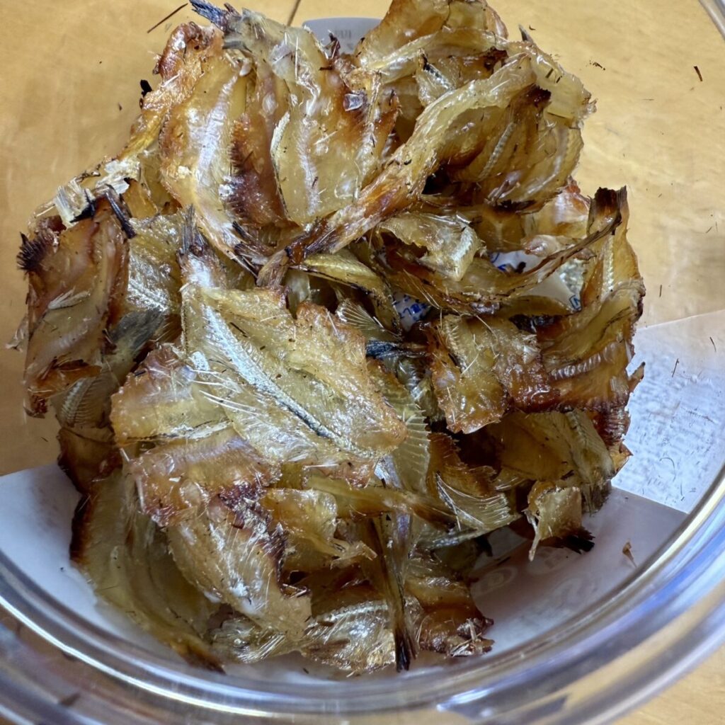 炙りいわしを開封して撮った画像