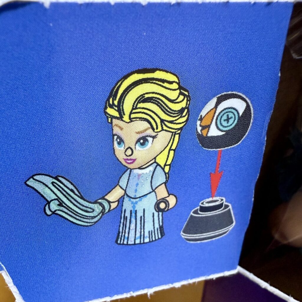 レゴ® アドベント カレンダー 2025 ディズニー アナと雪の女王の小窓を開けた画像