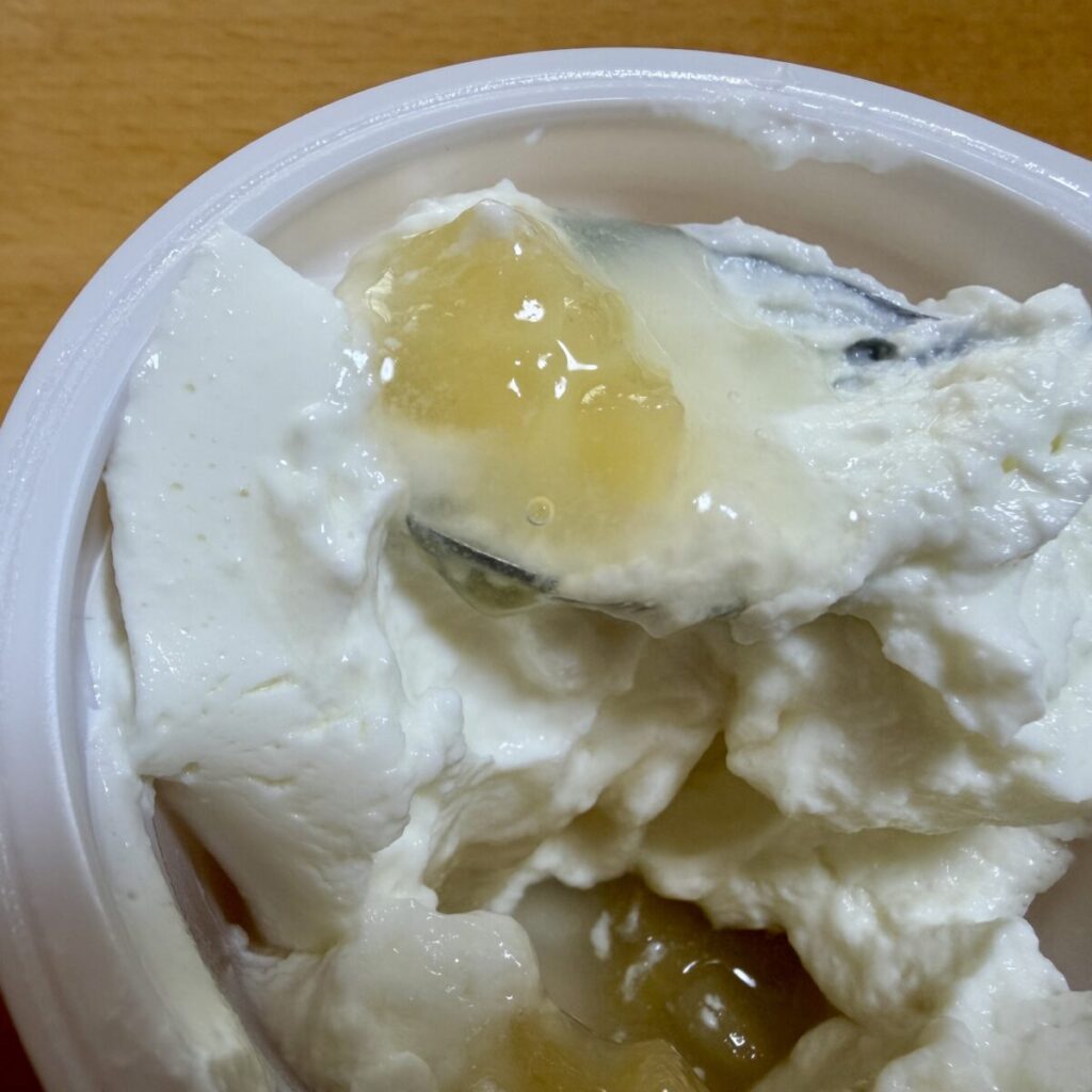 オイコスアップルが2層であることを示す画像