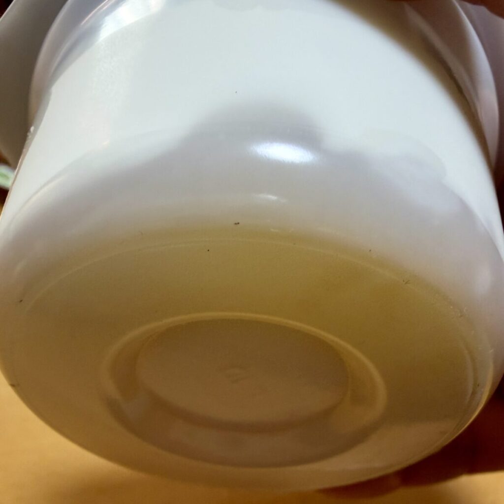 オイコスアップルが2層になっていることを示す画像