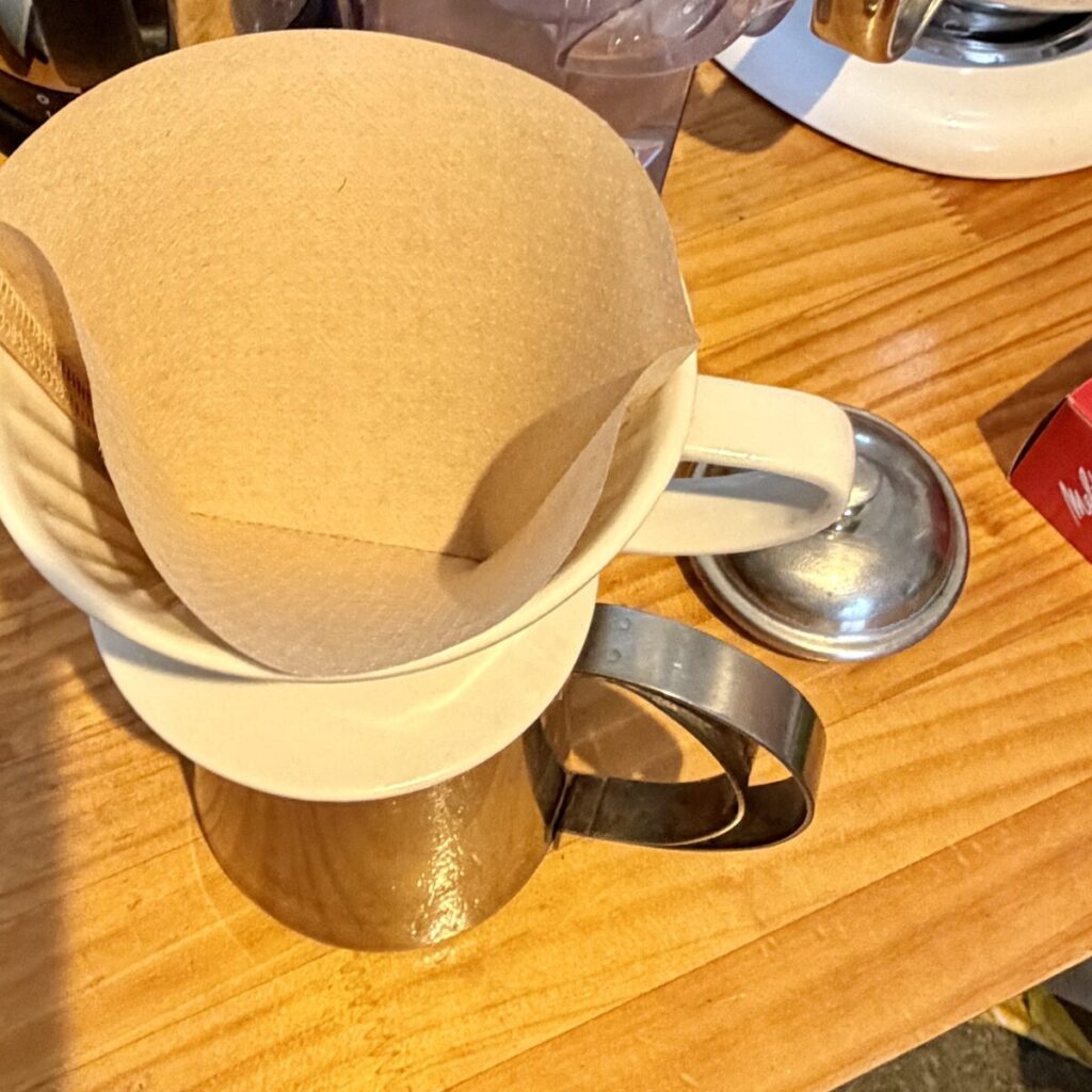 メリタ フィルター ナチュラルブラウンをセットしたところを撮った画像