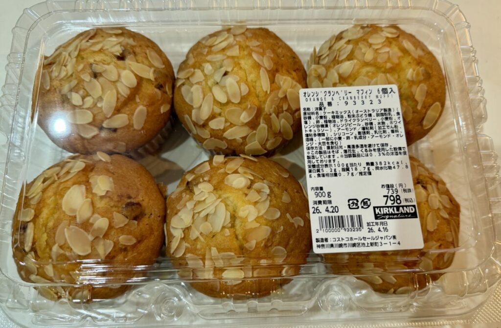 オレンジクランベリーマフィンを上から撮った画像