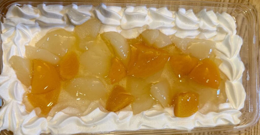 ピーチヨーグルトスクープケーキを開封して撮った画像