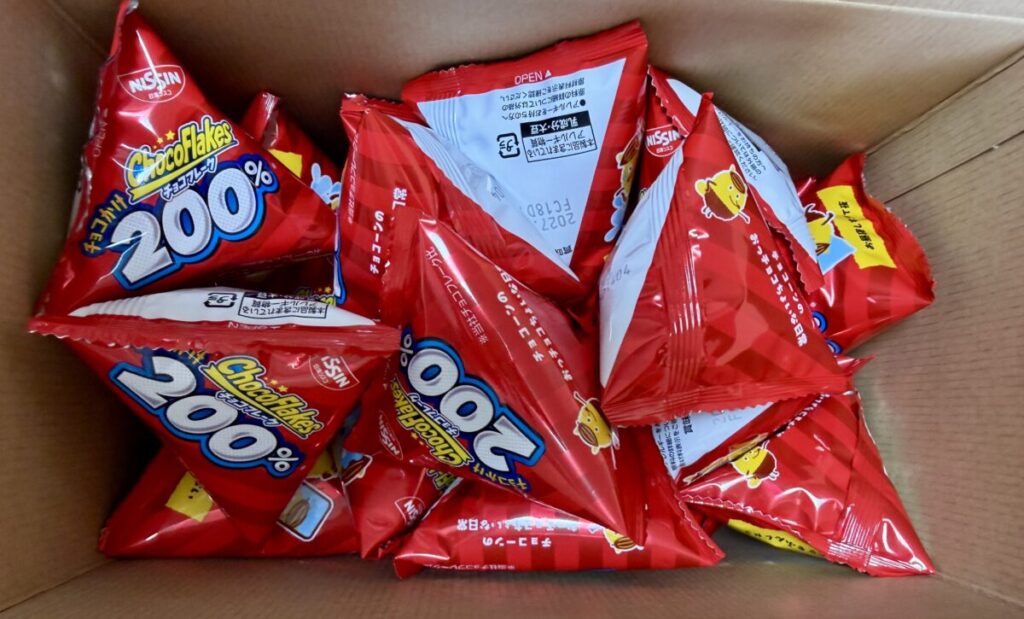 日清 チョコフレーク チョコカケを開封したところを撮った画像