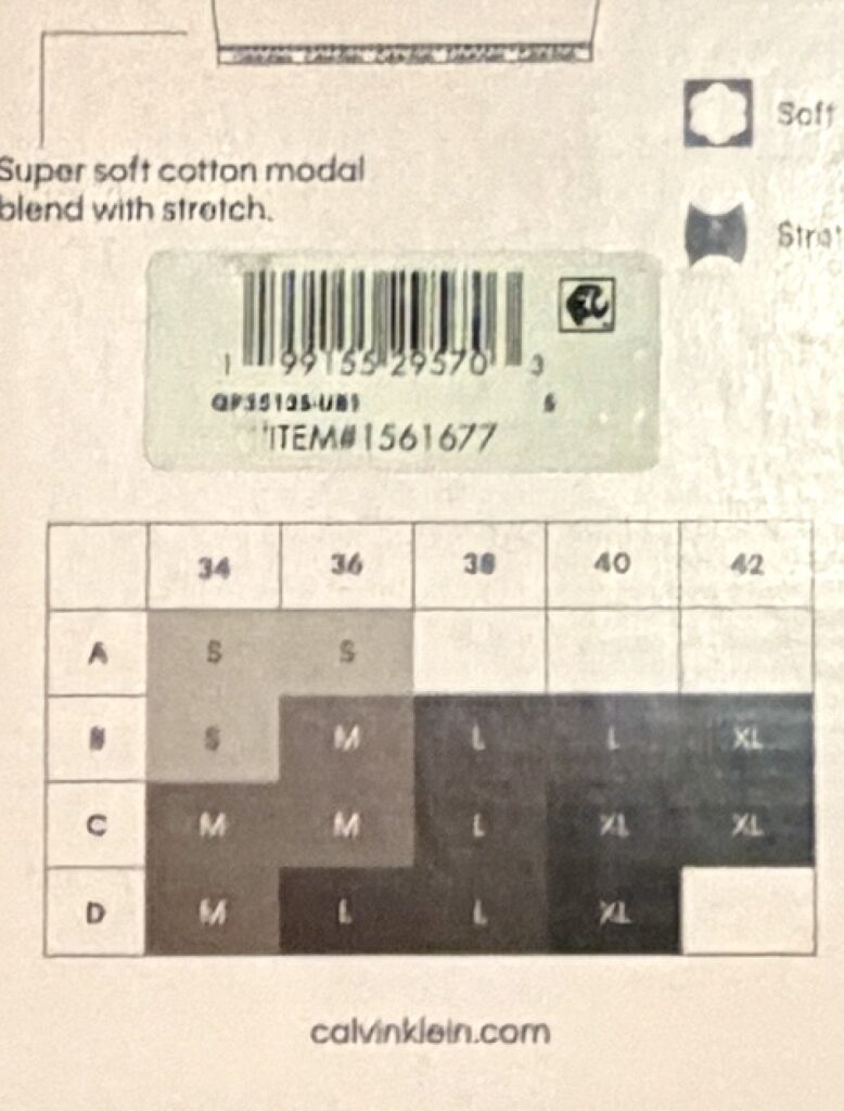 カルバンクラインワイヤレスブラの裏面にあるサイズ表を撮った画像